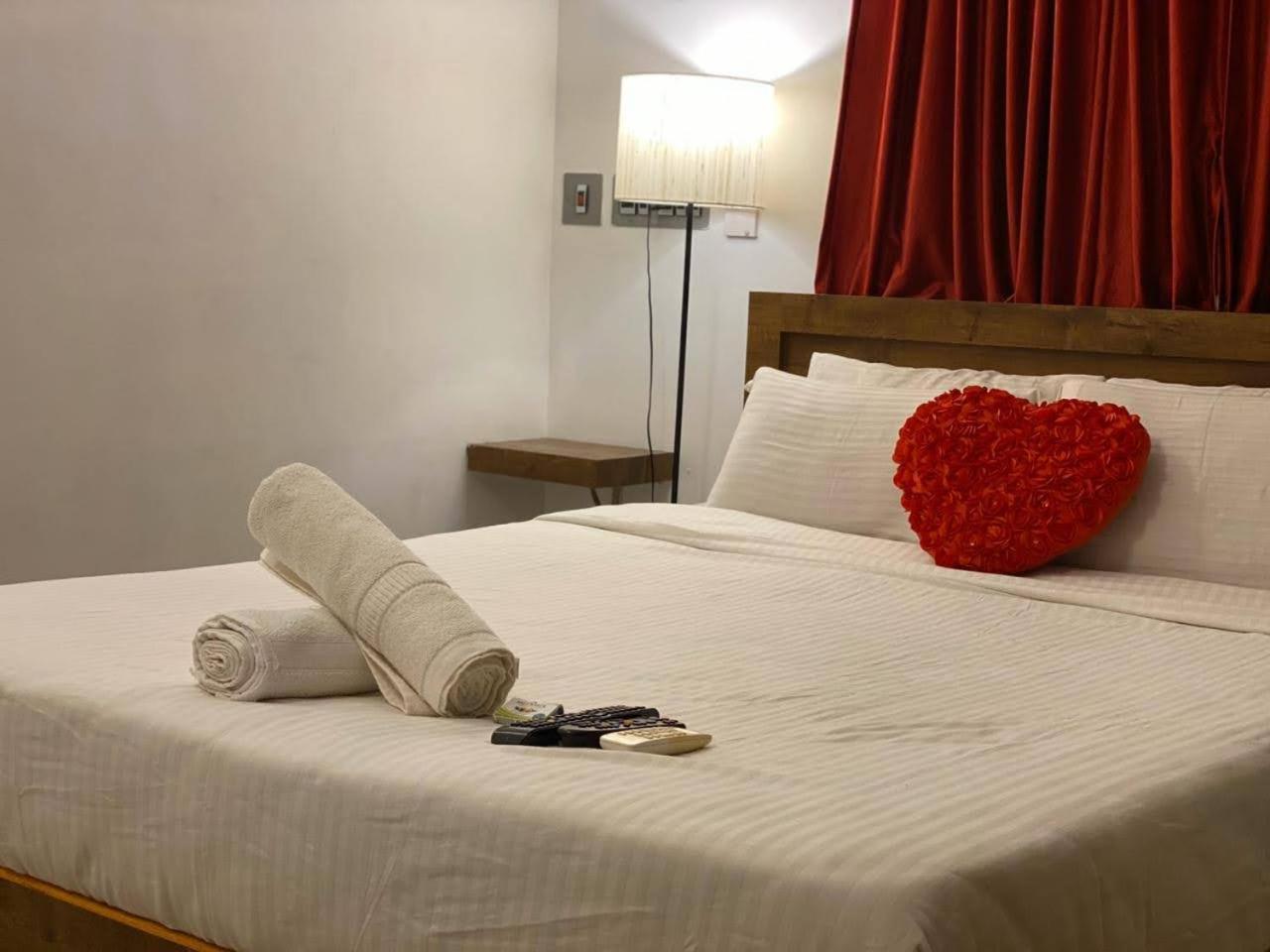 La Paradise Residency - Tie Hotels & Resorts Пондичери Екстериор снимка